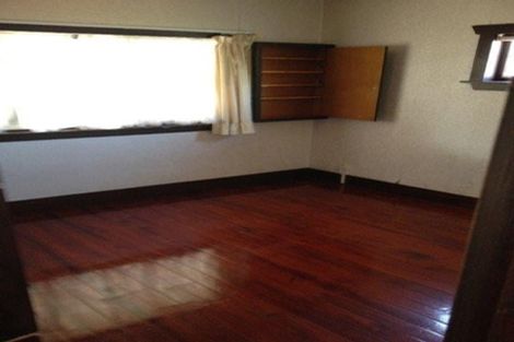 Photo of property in 1072 Great North Road, Point Chevalier, Auckland, 1022