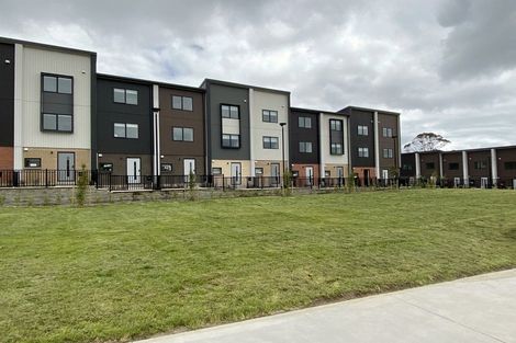 Photo of property in 3/60 Selo Street, Glen Eden, Auckland, 0602