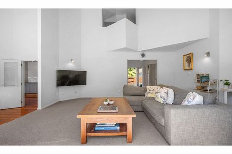 Photo of property in 29 Kate Sheppard Avenue, Torbay, Auckland, 0630