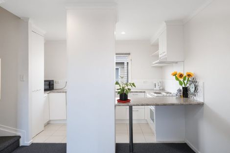 Photo of property in 3/4 Keeling Road, Henderson, Auckland, 0612