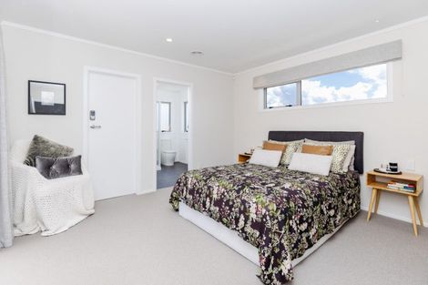 Photo of property in 21 Paulette Place, Queenwood, Hamilton, 3210