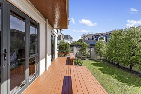 Photo of property in 5 Midway Avenue, Castor Bay, Auckland, 0620