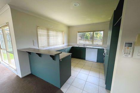 Photo of property in 28 Raphoe Road, Flat Bush, Auckland, 2019