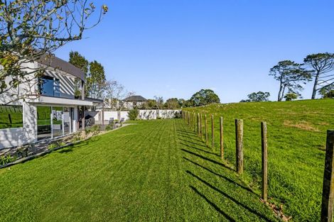 Photo of property in 100 Campbell Road, One Tree Hill, Auckland, 1061