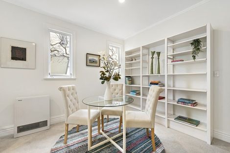 Photo of property in 1/23 Glenbervie Terrace, Thorndon, Wellington, 6011