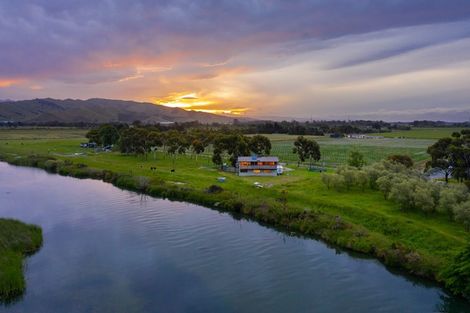 Photo of property in 734 Dillons Point Road, Dillons Point, Blenheim, 7273