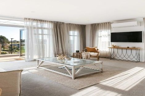 Photo of property in 1 Heaphy Lane, Paerata, 2124