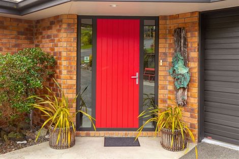 Photo of property in 18 Russell Street, Picton, 7220