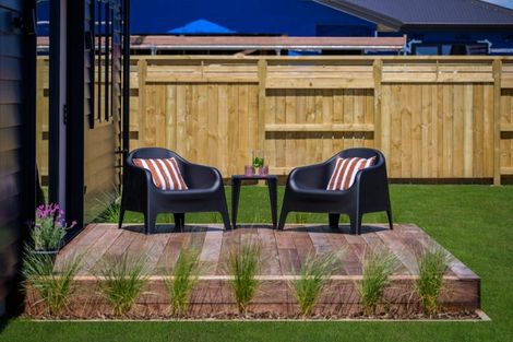 Photo of property in 12 Campbell Place, Marton, 4710