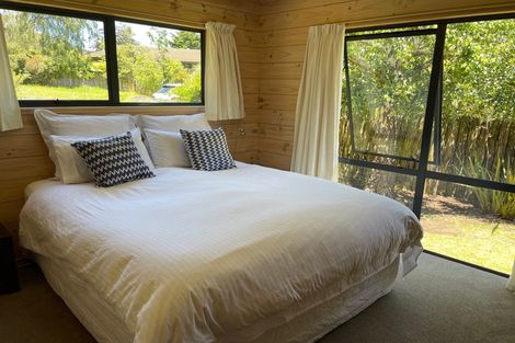 Photo of property in 2/58 Kinloch Road, Kinloch, Taupo, 3377