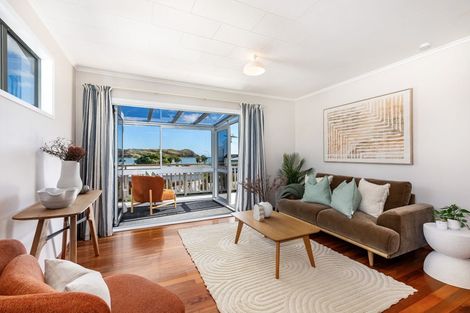 Photo of property in 5a Beach Road, Plimmerton, Porirua, 5026