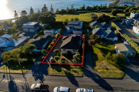 Photo of property in 19 Deal Street, Kaikoura, 7300