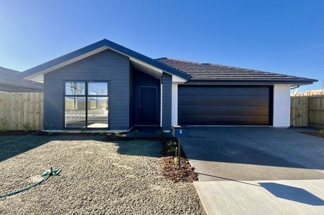 Photo of property in 6 Mehrtens Crescent, Woodend, 7691