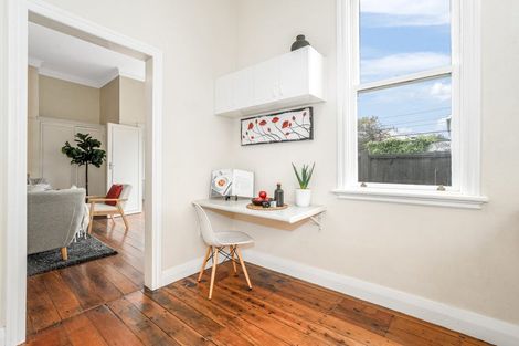 Photo of property in 256 Adelaide Road, Newtown, Wellington, 6021