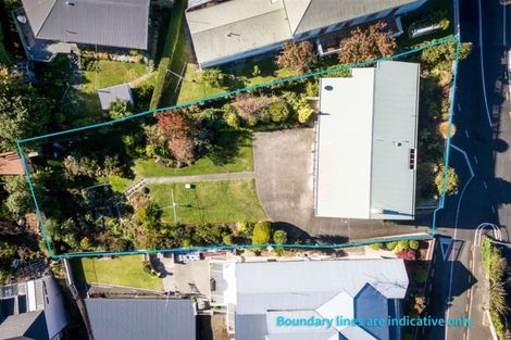 Photo of property in 2 Colenso Avenue, Hospital Hill, Napier, 4110
