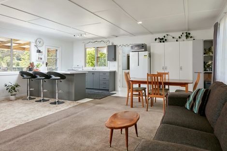 Photo of property in 32 Waihirere Domain Road, Waihirere, Gisborne, 4071