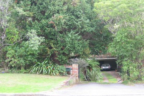 Photo of property in 24 Jocelyn Crescent, Pinehaven, Upper Hutt, 5019