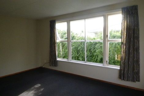 Photo of property in 12 Temuera Street, Otaki, 5512