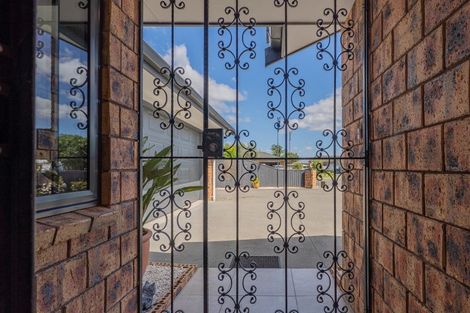 Photo of property in 29 Wells Place, Whitianga, 3510