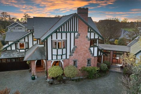 Photo of property in 283 Papanui Road, Merivale, Christchurch, 8052