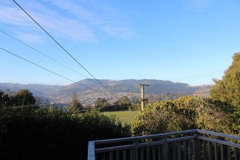 Photo of property in 18 Stonelaw Terrace, Maori Hill, Dunedin, 9010