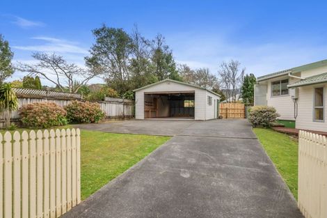 Photo of property in 106 Gemstone Drive, Birchville, Upper Hutt, 5018