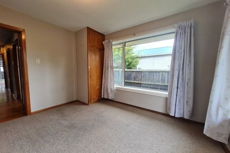 Photo of property in 54 Peer Street, Upper Riccarton, Christchurch, 8041