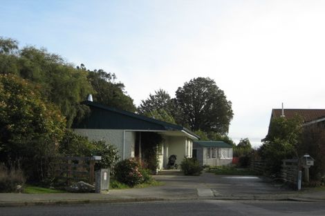 Photo of property in 68 Hillary Street, Winton, 9720