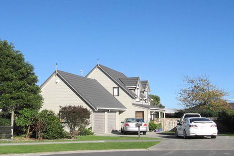 Photo of property in 16 Cobb Place, Otaki, 5512