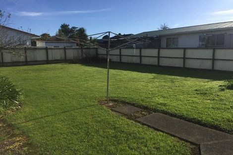 Photo of property in 22 Tironui Station Road East, Papakura, 2112