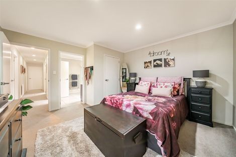 Photo of property in 3 Quartz Place, Brown Owl, Upper Hutt, 5018