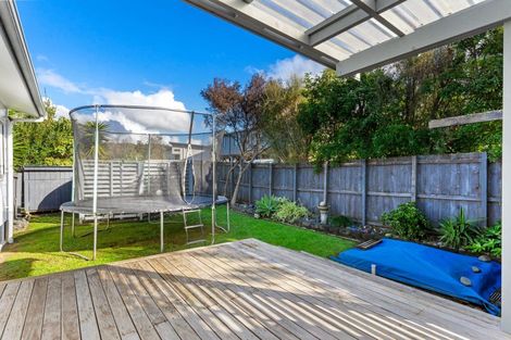 Photo of property in 45 Stillwater Crescent, Stillwater, Silverdale, 0993