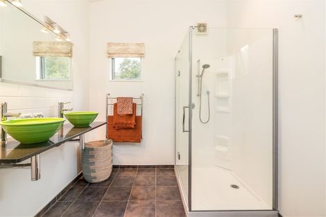 Photo of property in 18 Dalefield Drive, Cashmere, Christchurch, 8022