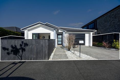 Photo of property in 33 Makete Crescent, Hobsonville, Auckland, 0618