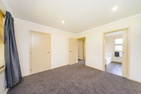 Photo of property in 7 Angelina Way, Kelvin Grove, Palmerston North, 4414