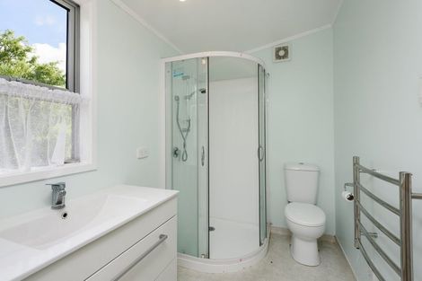 Photo of property in 12 Cambrian Street, Churton Park, Wellington, 6037