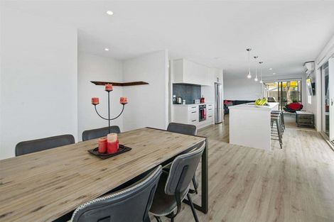 Photo of property in 120 The Boulevard, Papamoa Beach, Papamoa, 3118