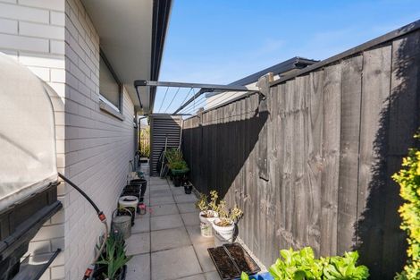 Photo of property in 19 Whitburn Avenue, Halswell, Christchurch, 8025