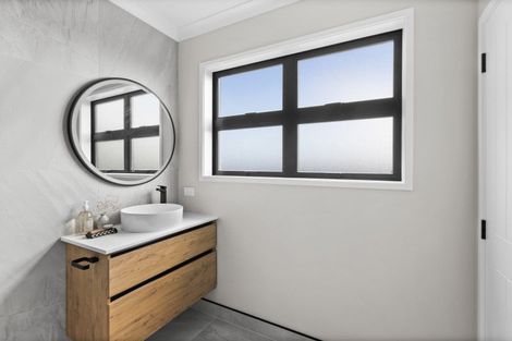 Photo of property in 77 Brookvale Road, Havelock North, 4130