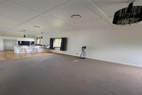 Photo of property in 16 Braid Road, St Andrews, Hamilton, 3200