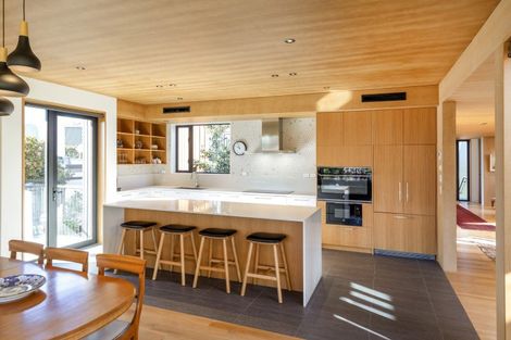 Photo of property in 35 Poynder Avenue, Merivale, Christchurch, 8014