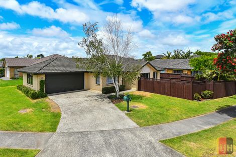 Photo of property in 22 Croftview Road, Wattle Downs, Auckland, 2103