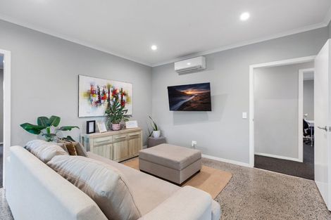 Photo of property in 11 Caldera Close, Pyes Pa, Tauranga, 3112