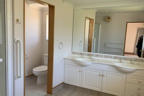 Photo of property in 116 Santa Monica Drive, Papamoa Beach, Papamoa, 3118