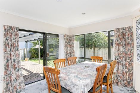 Photo of property in 1 Coulston Place, Riverdale, Gisborne, 4010