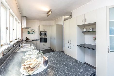 Photo of property in 1 Arran Place, Aramoho, Whanganui, 4500