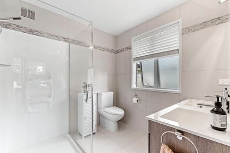 Photo of property in 11 Kelly Greens, Silverdale, 0932