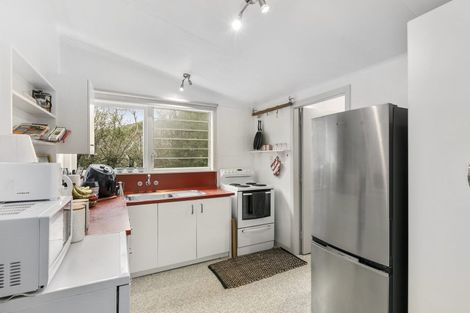 Photo of property in 379 Muritai Road, Eastbourne, Lower Hutt, 5013