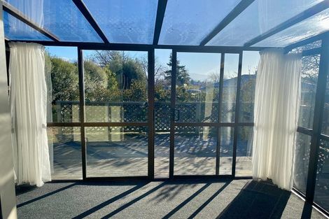 Photo of property in 1 Donegal Street, Cromwell, 9310
