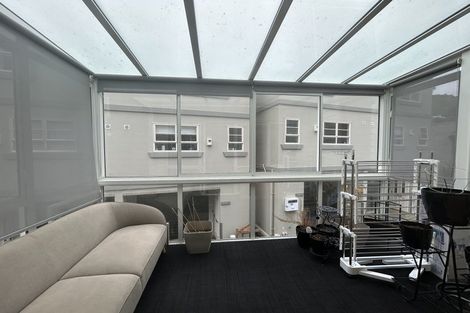 Photo of property in 12a Glenmore Street, Thorndon, Wellington, 6011